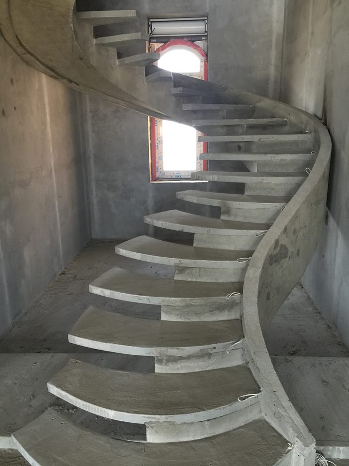 S-Образная лестница