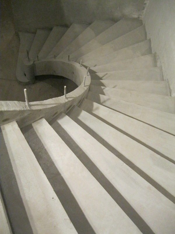 Конструкция лестницы однотетивная